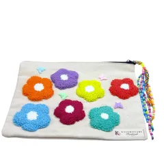 El Yapımı Çiçek Punch Nakışlı Kanvas Çanta – Doğal ve Şık Tasarım