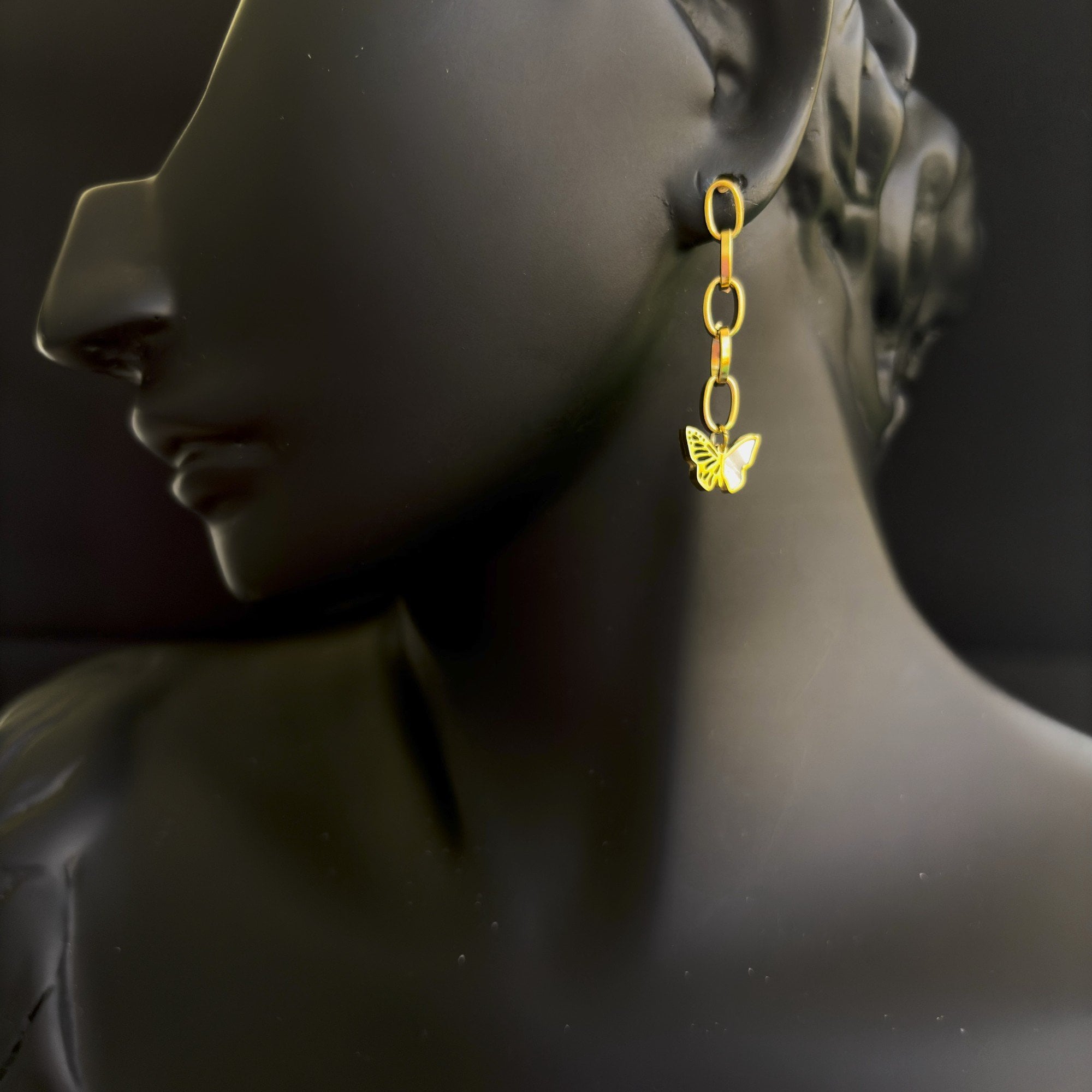 Çelik Küpe Ürünleri